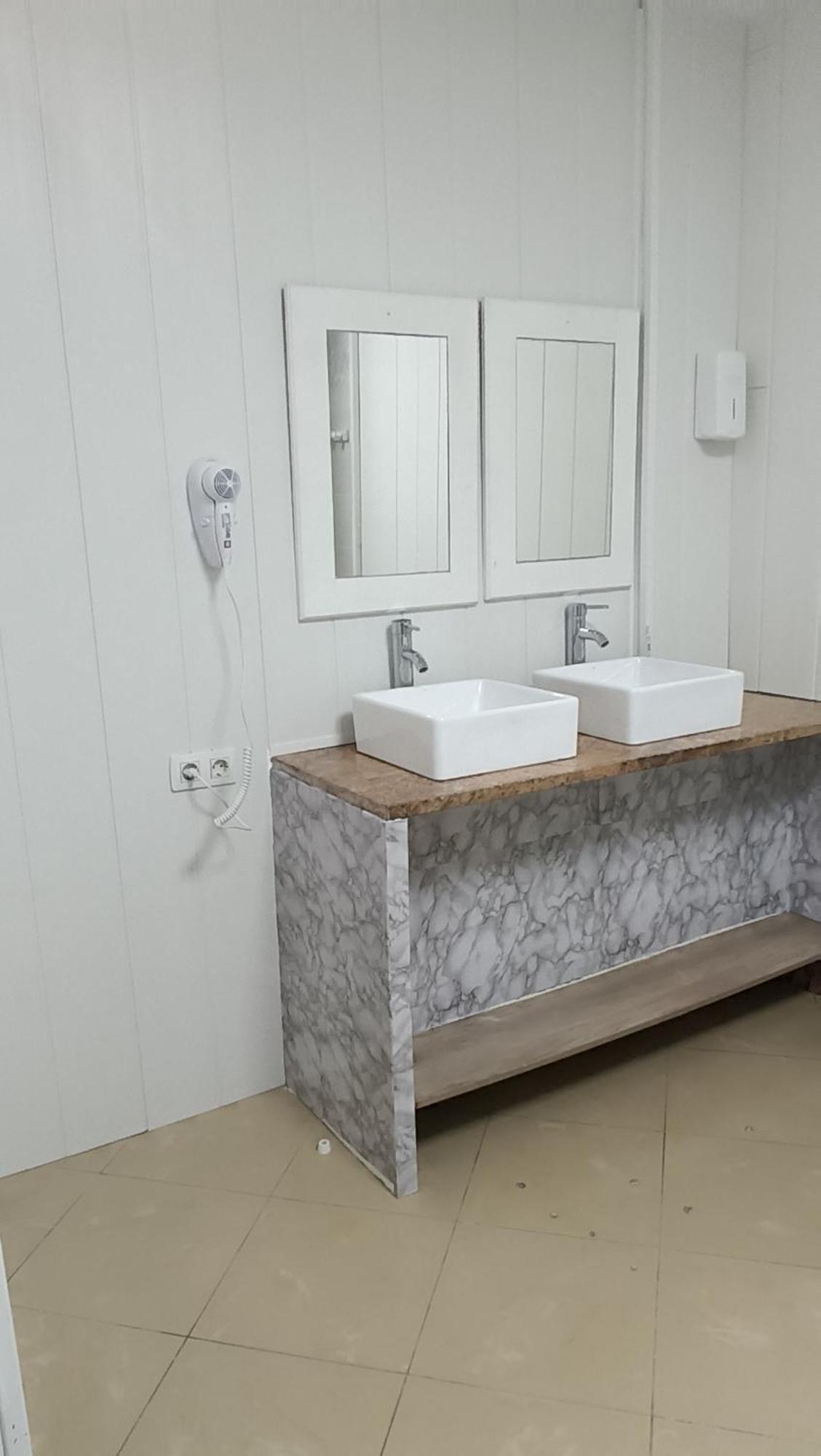 Hostel Bretema Луго Екстер'єр фото